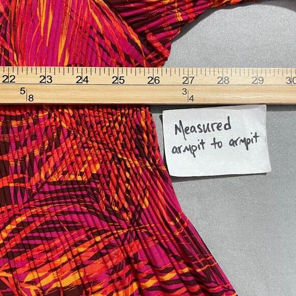 Catherines Plus Size 3X Asymmetrical Semi Sheer Pleat Top Tropical Resortwear - Picture 8 of 9